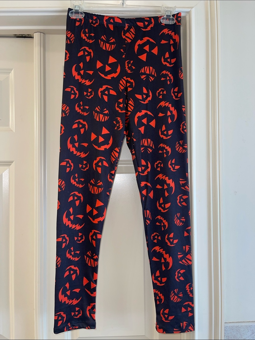 Women’s Medium Halloween Pumpkin Print Leggings - Black & Orange
